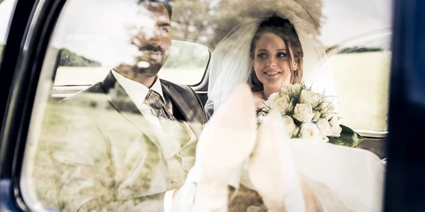 Hochzeitsfotos - Art des Shootings: After Wedding Shooting - Oberzwischenbrunn - In Frame