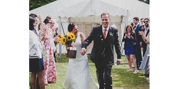 Hochzeitsfotos - Copyright und Rechte: Bilder auf Social Media erlaubt - Vetschau - Shutter & Melody