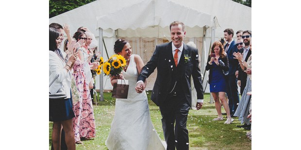 Hochzeitsfotos - Copyright und Rechte: Bilder auf Social Media erlaubt - Laubsdorf - Shutter & Melody