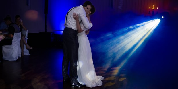 Hochzeitsfotos - Copyright und Rechte: Bilder dürfen bearbeitet werden - Göriach (Hohenthurn) - Wedding-Fotografen