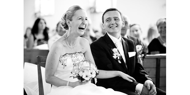 Hochzeitsfotos - Copyright und Rechte: Bilder privat nutzbar - Krondorf - Reportagefotografie, OÖ,
© Isabell Schatz - Ja-ich-will-Schatz