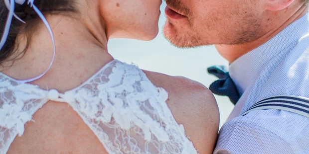 Hochzeitsfotos - Copyright und Rechte: Bilder auf Social Media erlaubt - Großarl - Hohczeit von Philipp & Carina - Katrin Solwold