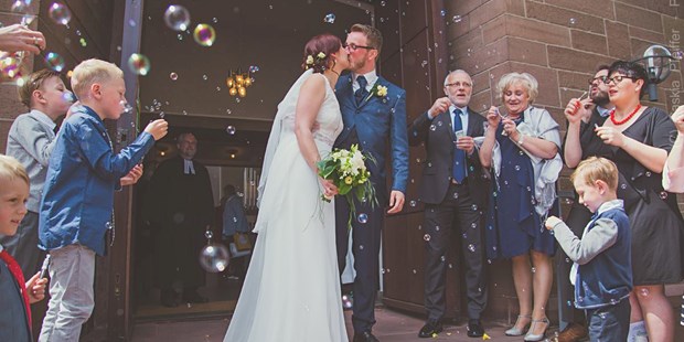 Hochzeitsfotos - Copyright und Rechte: Bilder auf Social Media erlaubt - Petriroda - Saskia Pfeiffer