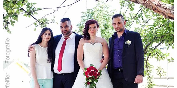 Hochzeitsfotos - Copyright und Rechte: Bilder auf Social Media erlaubt - Kirchlauter - Saskia Pfeiffer