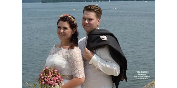 Hochzeitsfotos - Copyright und Rechte: Bilder kommerziell nutzbar - Börnicke (Landkreis Havelland) - Brautpaar am Schweriner See - BALZEREK, REINHARD