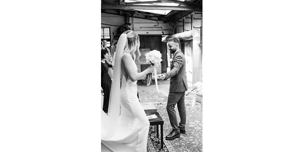 Hochzeitsfotos - Art des Shootings: Portrait Hochzeitsshooting - Wörth am Main - Josia Numrich Hochzeitsfotografie