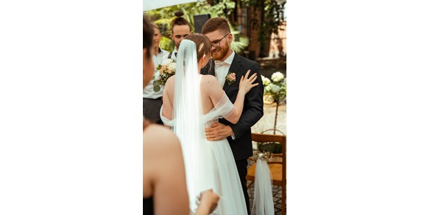 Hochzeitsfotos - Copyright und Rechte: Bilder auf Social Media erlaubt - Tettnang - Josia Numrich Hochzeitsfotografie