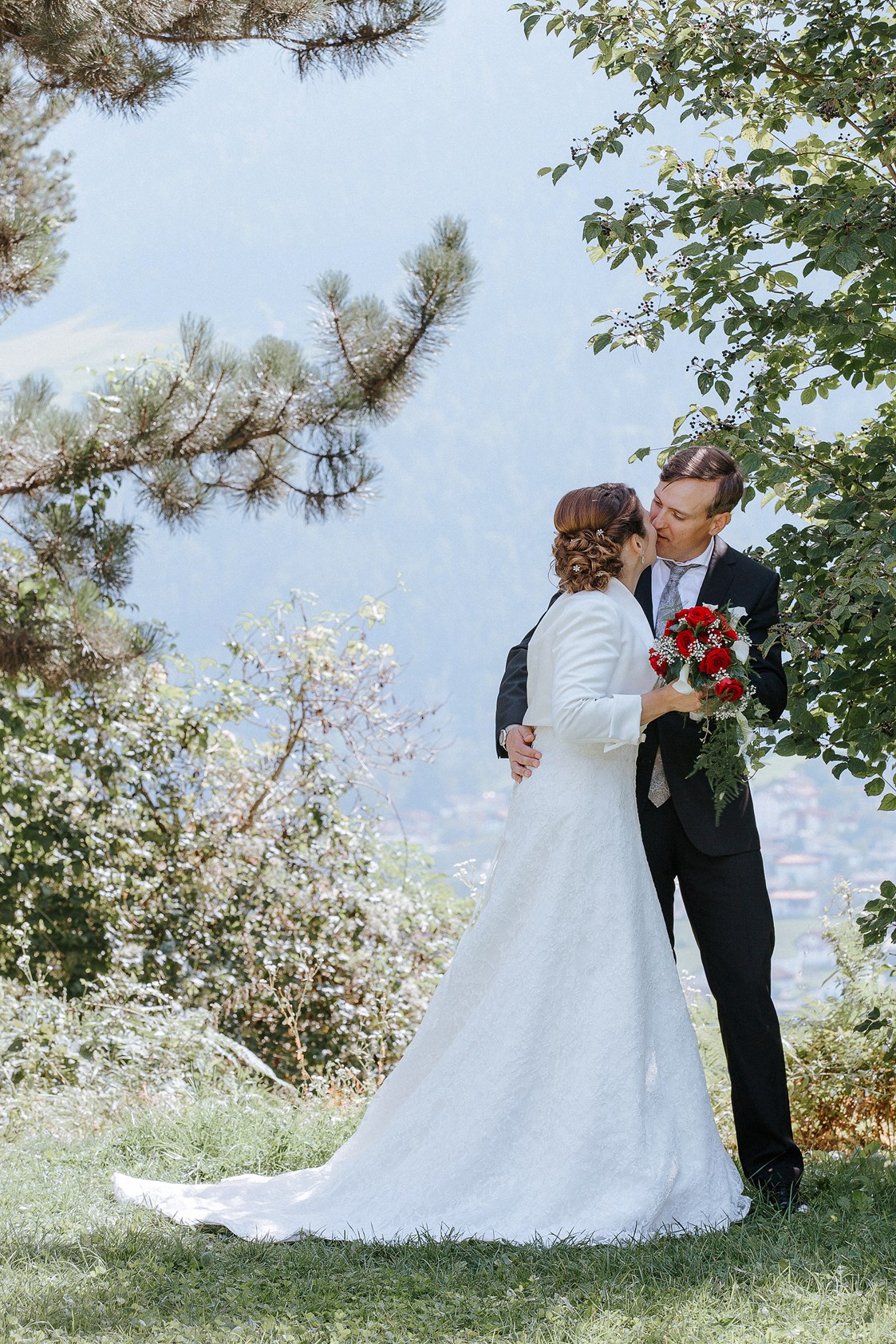Hochzeitsfotograf: Hochzeit am Locherboden bei Mieming in Tirol .. Die zwei Gäste aus Deutschland heirateten bei uns im schönen Tirol am nahezu märchenhaften Locherboden - click & smile photography