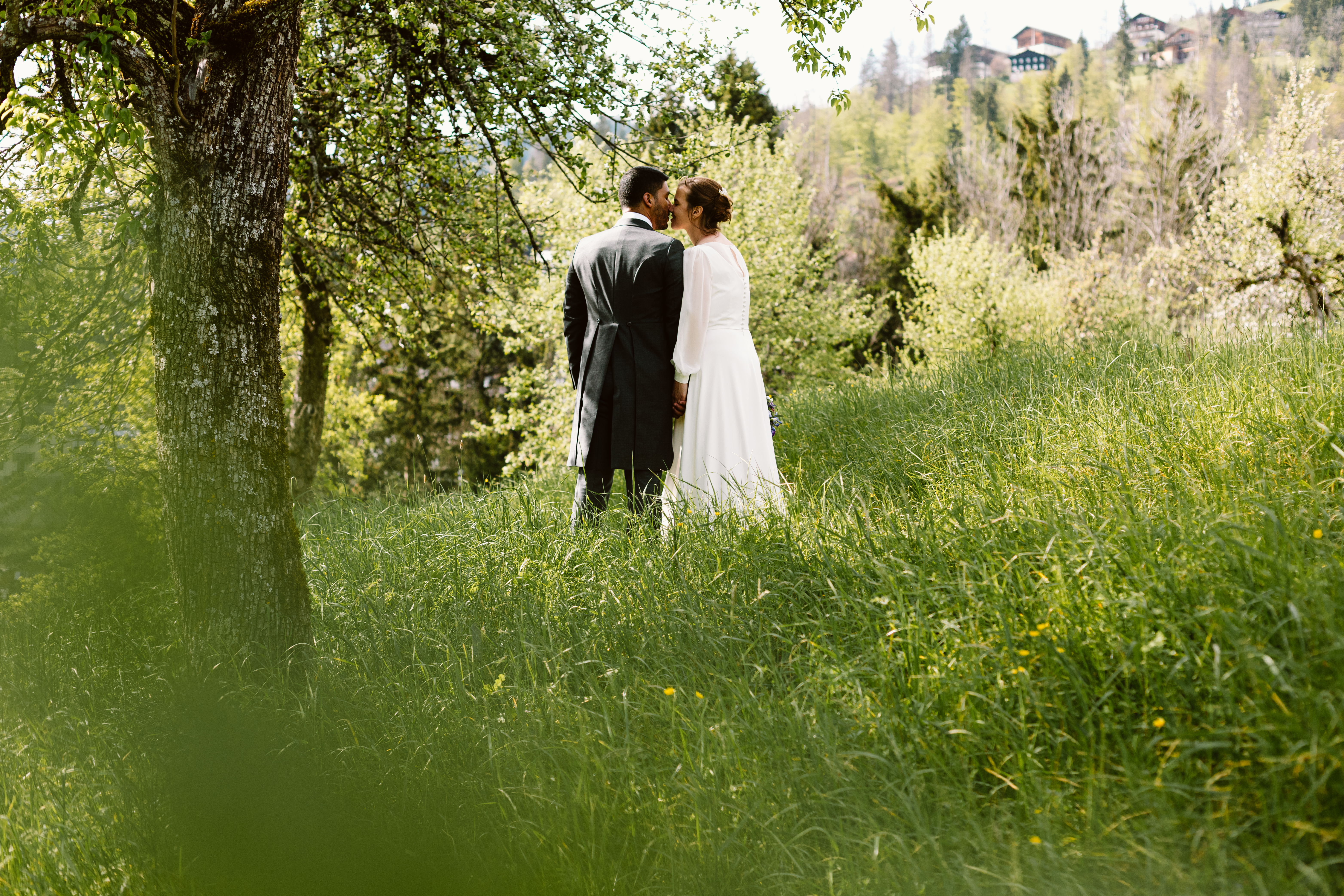 Hochzeitsfotos - Art des Shootings: Prewedding Shooting - Neumarkt am Wallersee - Brautpaar Lesachtal - storymanufaktur. 