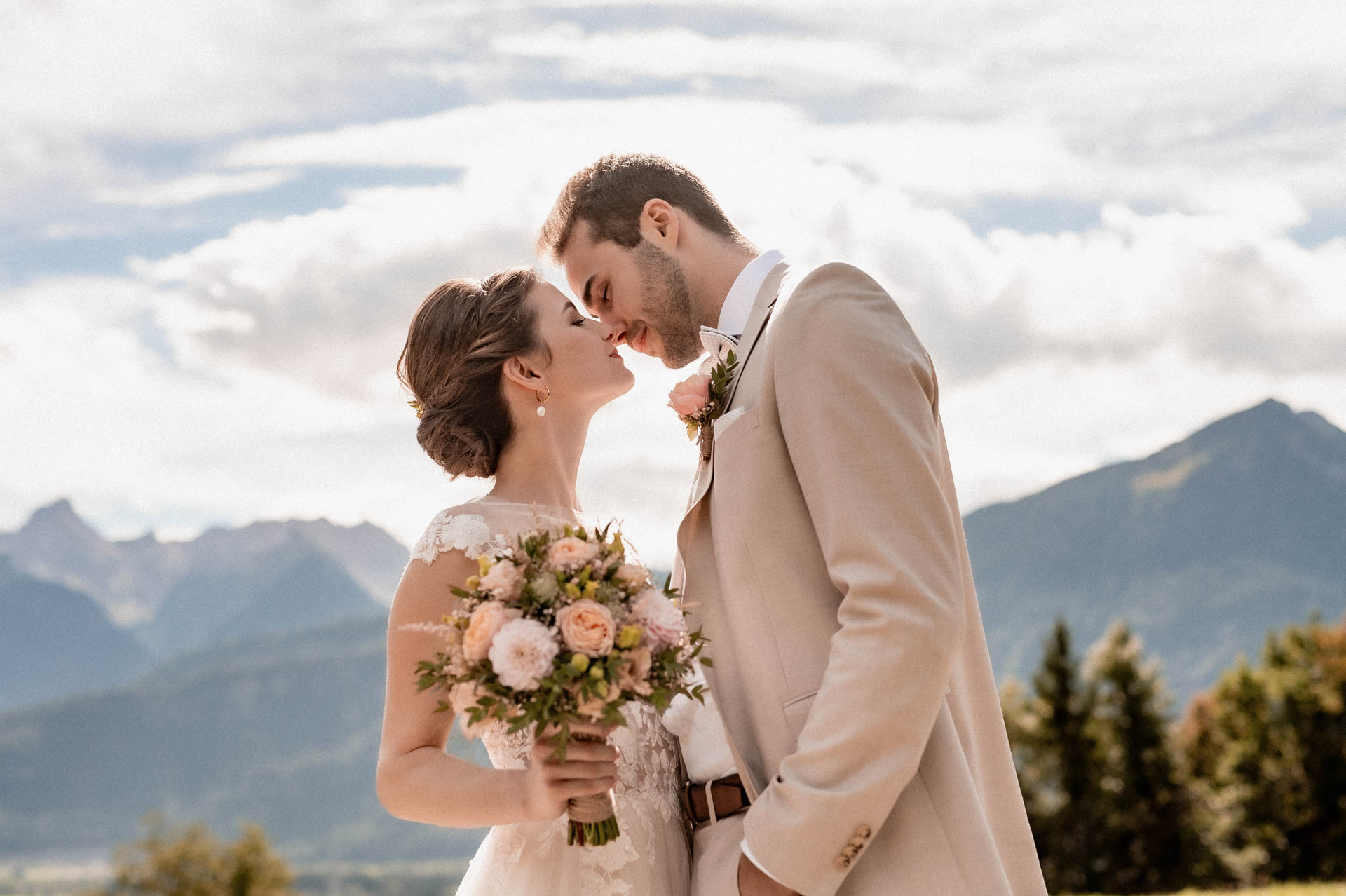 Hochzeitsfotograf: hochzeitsfotos thüringen, thüringer weiher, villa falkenhorst, fotografin buchen, hochzeitsfotografin buchen, authentische hochzeitsfotos, natürliche hochzeitsfotos,  - Daniela Rusch