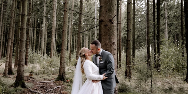 Hochzeitsfotos - Fotostudio - Naumburg (Burgenlandkreis) - Heiraten in Sachsen - Moments by Miri