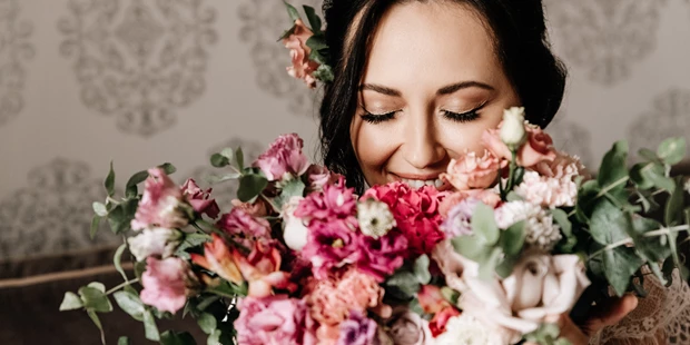 Hochzeitsfotos - Art des Shootings: Trash your Dress - Maria-Lanzendorf - Iryna Murselovic