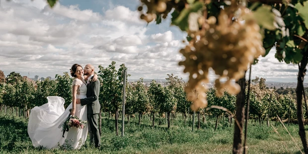 Hochzeitsfotos - Art des Shootings: Trash your Dress - Maria-Lanzendorf - Iryna Murselovic
