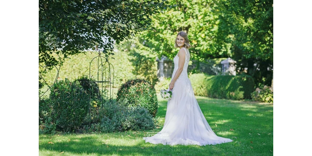 Hochzeitsfotos - Fotostudio - Wels (Wels) - Braut - DieFotoFrau