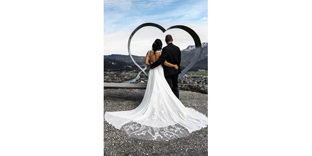 Hochzeitsfotos - Art des Shootings: Hochzeits Shooting - Appenzell - Shooting auf Ruine Ehrenberg - Zaubermomente der Fotografie