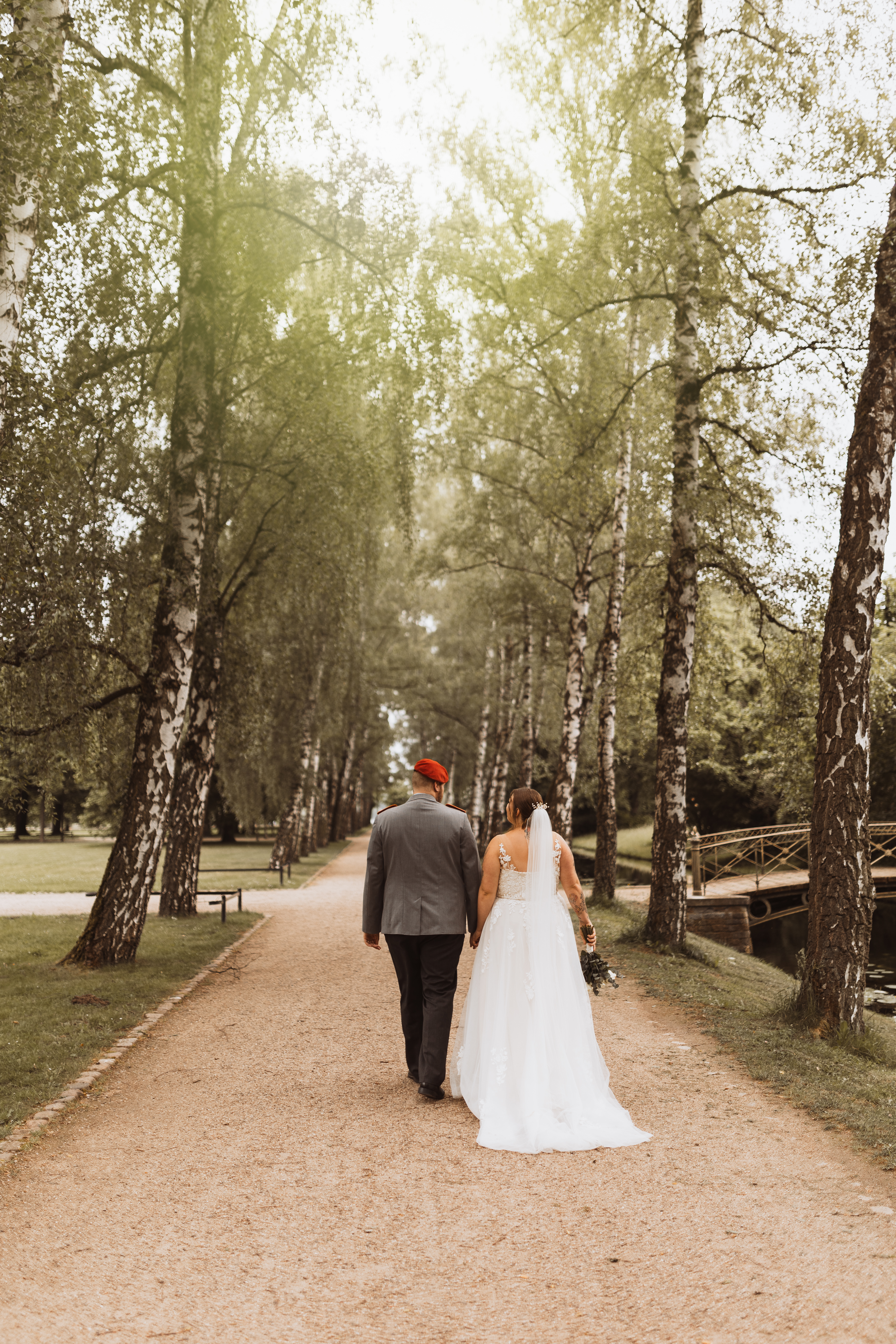 Hochzeitsfotos - Art des Shootings: Portrait Hochzeitsshooting - Wolfsburg - Ein Brautpaarshooting am Schweriner Schloss. - RISPA-Fotografie