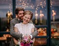 Hochzeitsfotograf: Hochzeit in der Steiermark / Vom Hügel - Pixellicious