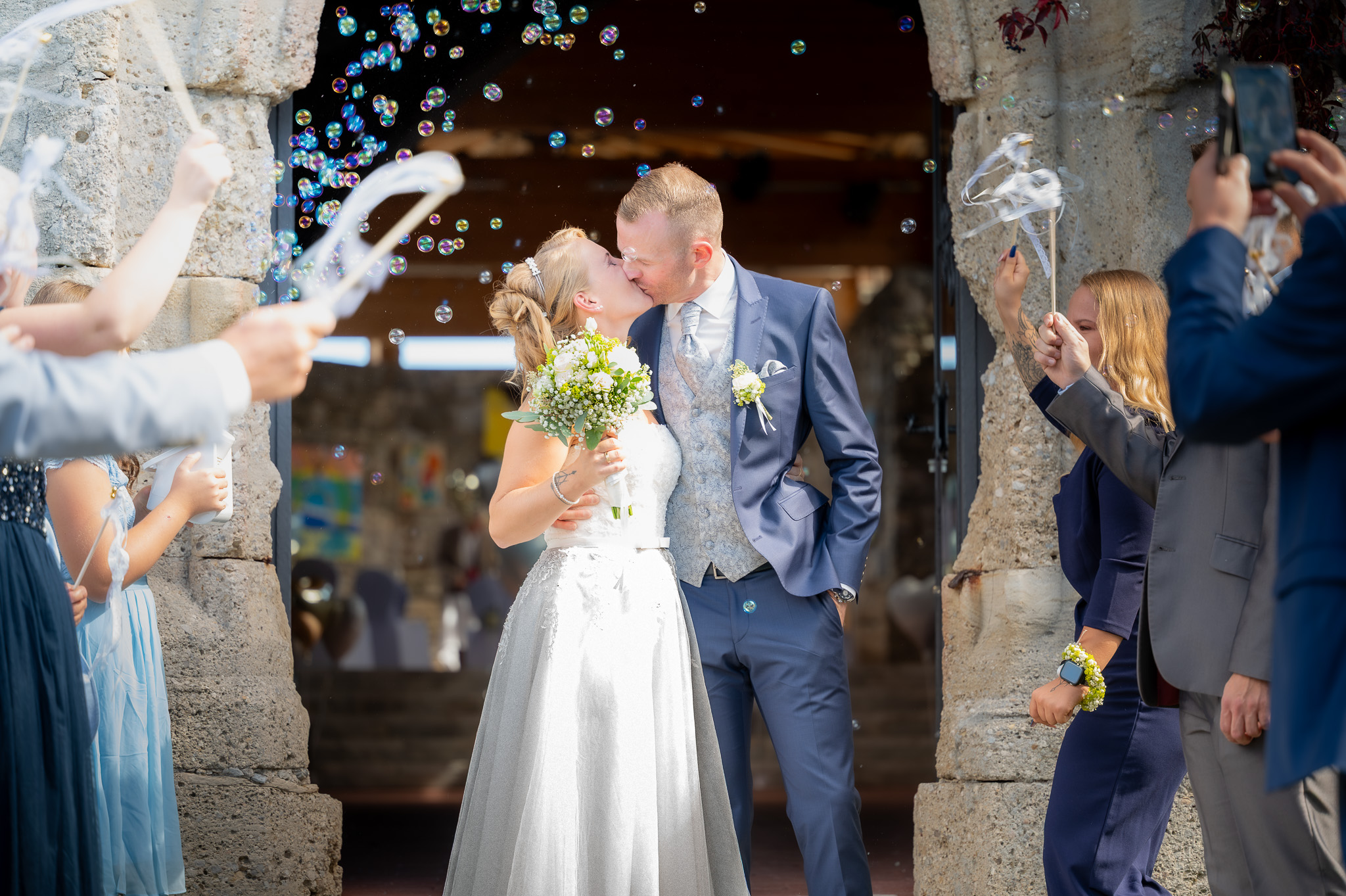 Hochzeitsfotos - Videografie buchbar - Bistrica ob Dravi - Hochzeitspaar - Klosterruine Arnoldstein Kärnten - Michael Stein Photography