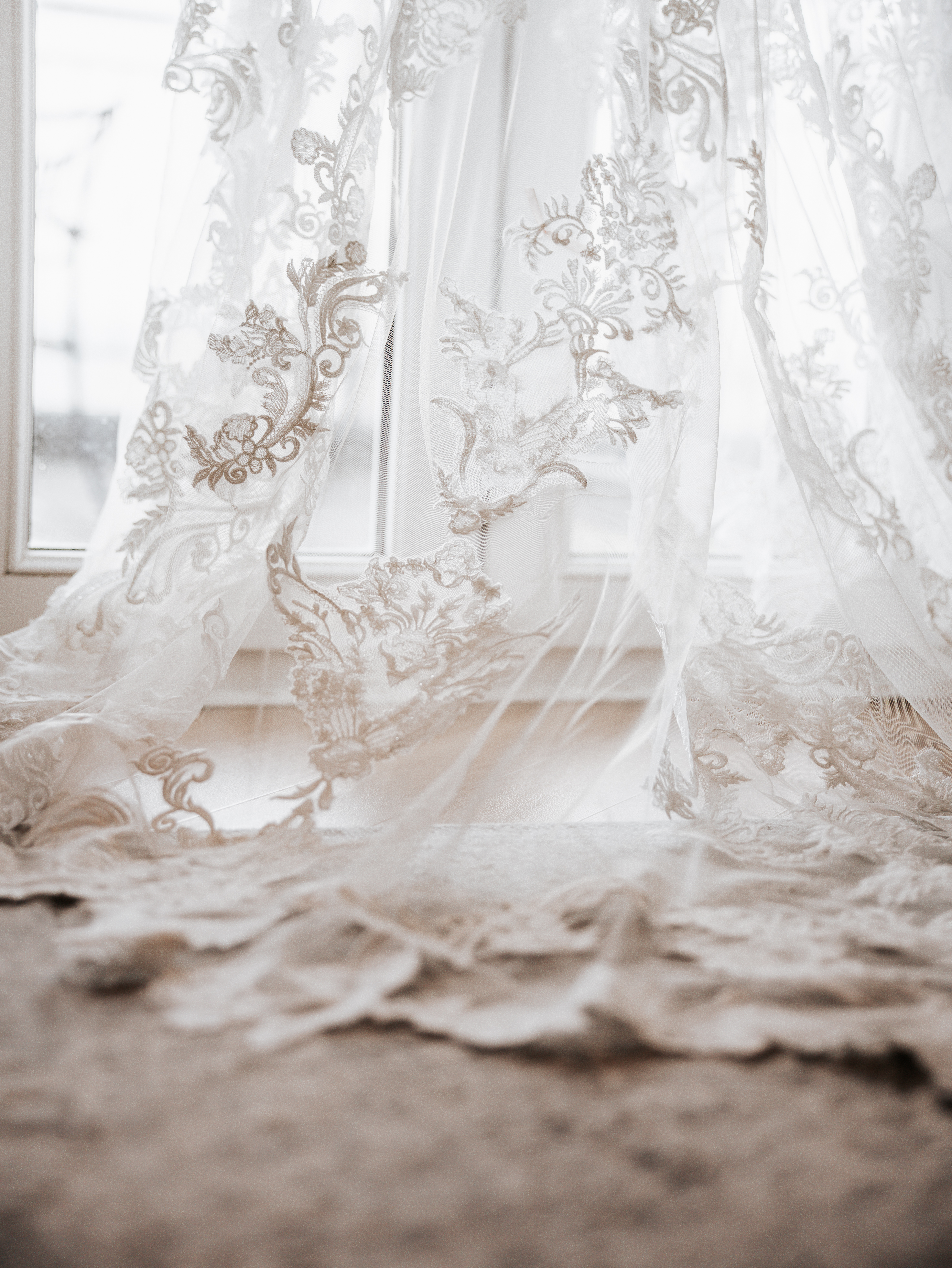 Hochzeitsfotos - Art des Shootings: Hochzeits Shooting - Stralsund - Brautkleid - Bride & Light I Hochzeitsfotograf und Brautstyling auf Rügen