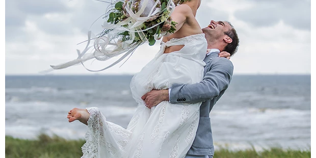 Hochzeitsfotos - PLZ 56459 (Deutschland) - Hochzeitsreportage Strandhochzeit im Boho-Stil - Dorina Köbele-Milaş
