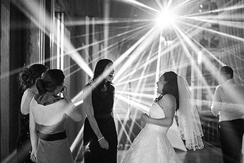 Hochzeitsfotograf: Hochzeitsfeier Hochzeitsfotografie Dorina Köbele-Milas - Dorina Köbele-Milaş