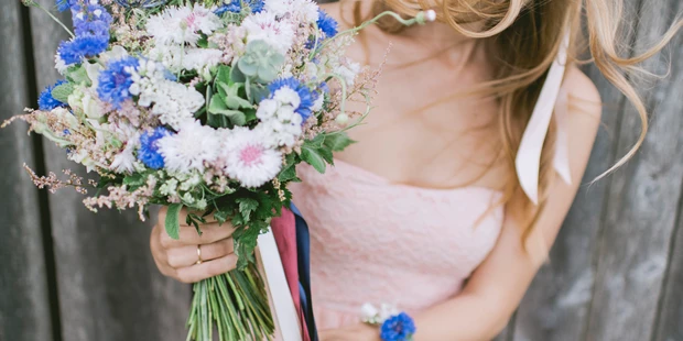 Hochzeitsfotos - Art des Shootings: Trash your Dress - Maria-Lanzendorf - Michaela Begsteiger