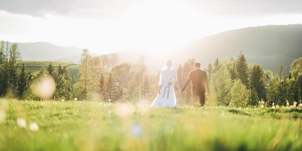 Hochzeitsfotos - Art des Shootings: Trash your Dress - Maria-Lanzendorf - Michaela Begsteiger