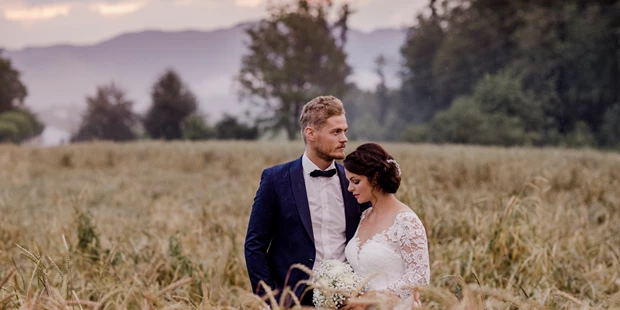 Hochzeitsfotos - Art des Shootings: Trash your Dress - Maria-Lanzendorf - Michaela Begsteiger