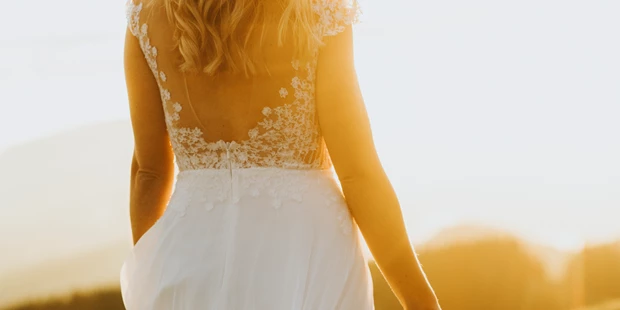Hochzeitsfotos - Art des Shootings: Trash your Dress - Maria-Lanzendorf - Michaela Begsteiger