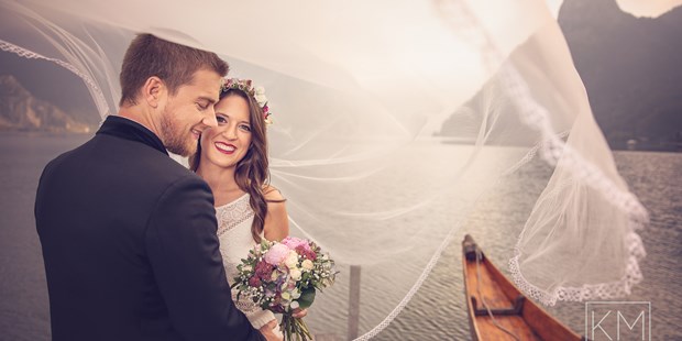 Hochzeitsfotos - Copyright und Rechte: keine Vervielfältigung erlaubt - Lunz am See - Portraitshooting am Traunsee - Klaus Mittermayr KM-Photography