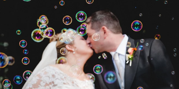 Hochzeitsfotos - Art des Shootings: Trash your Dress - Maria-Lanzendorf - Hochzeitsfotograf Klosterneuburg, Niederösterreich - ultralicht Fotografie