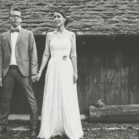 Hochzeitsfotograf: Fine Art Hochzeitsfotograf, Brautpaar im schwarzweiß Vintage-Stil - ultralicht Fotografie
