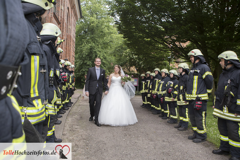 Hochzeitsfotos - PLZ 22089 (Deutschland) - TolleHochzeitsfotos.de Jan-Timo Schaube