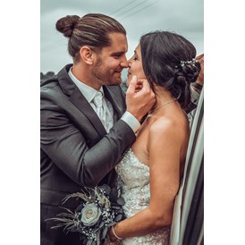 Hochzeitsfotograf: Verliebtes Brautpaar - LM-Fotodesign