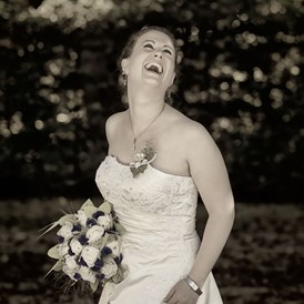 Hochzeitsfotograf: Portraitshooting Braut Schloß Oberschleißheim - markus krompaß photographie