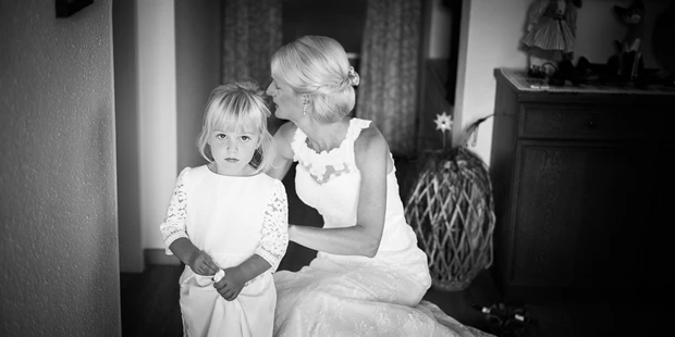 Hochzeitsfotos - Waldegg - lichtlinien