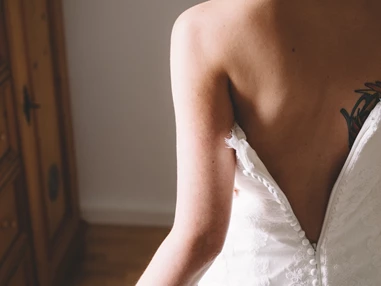 Hochzeitsfotograf: Getting Ready einer wunderschönen Braut. - Tom Schuller