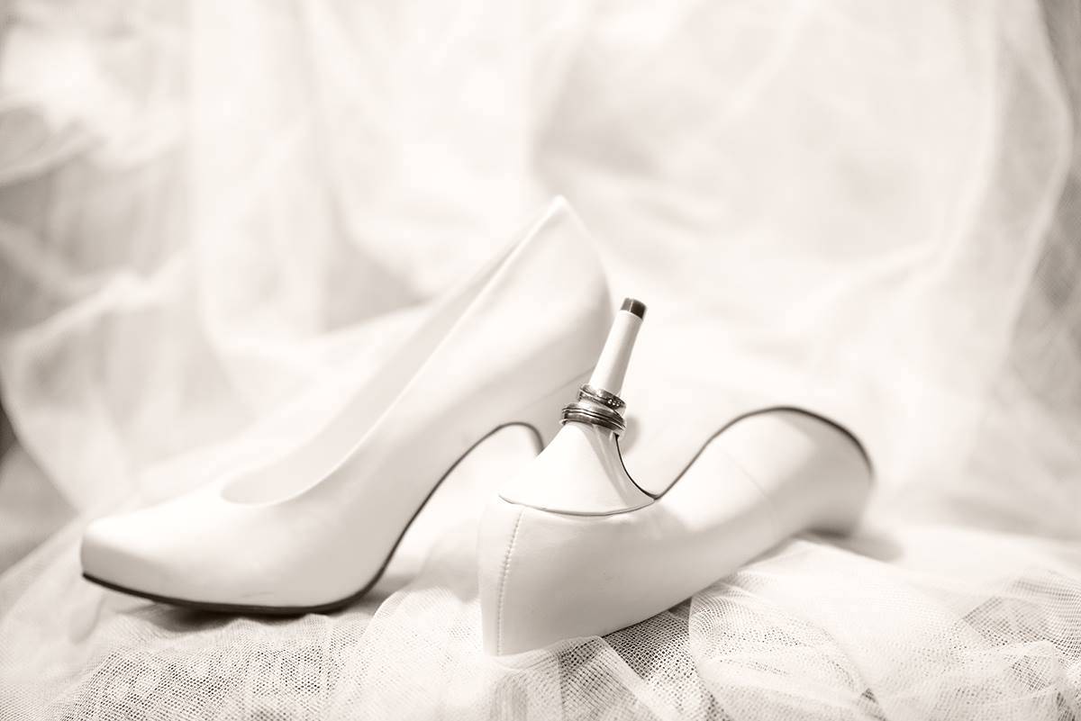 Hochzeitsfotos - Art des Shootings: Prewedding Shooting - Bern - Detailaufnahme - hochzeits-fotografen.ch