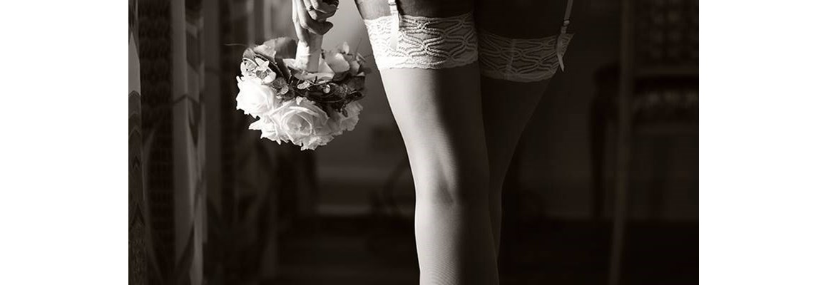 Hochzeitsfotograf: Boudoir Fotoshooting . Vorbereitungen Braut - hochzeits-fotografen.ch