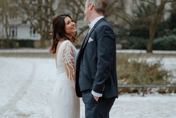 Hochzeitsfotograf: Winterhochzeit in Hamburg, Norddeutschland - paulanantje weddings