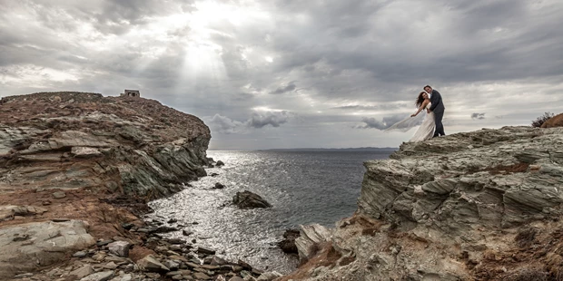 Hochzeitsfotos - Art des Shootings: Trash your Dress - Maria-Lanzendorf - Nikola Milatovic Photography