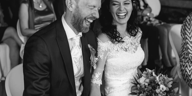 Hochzeitsfotos - Art des Shootings: Prewedding Shooting - Sankt Georgen im Attergau - Hochzeit Wien Hermesvilla - Veronika Phillipp