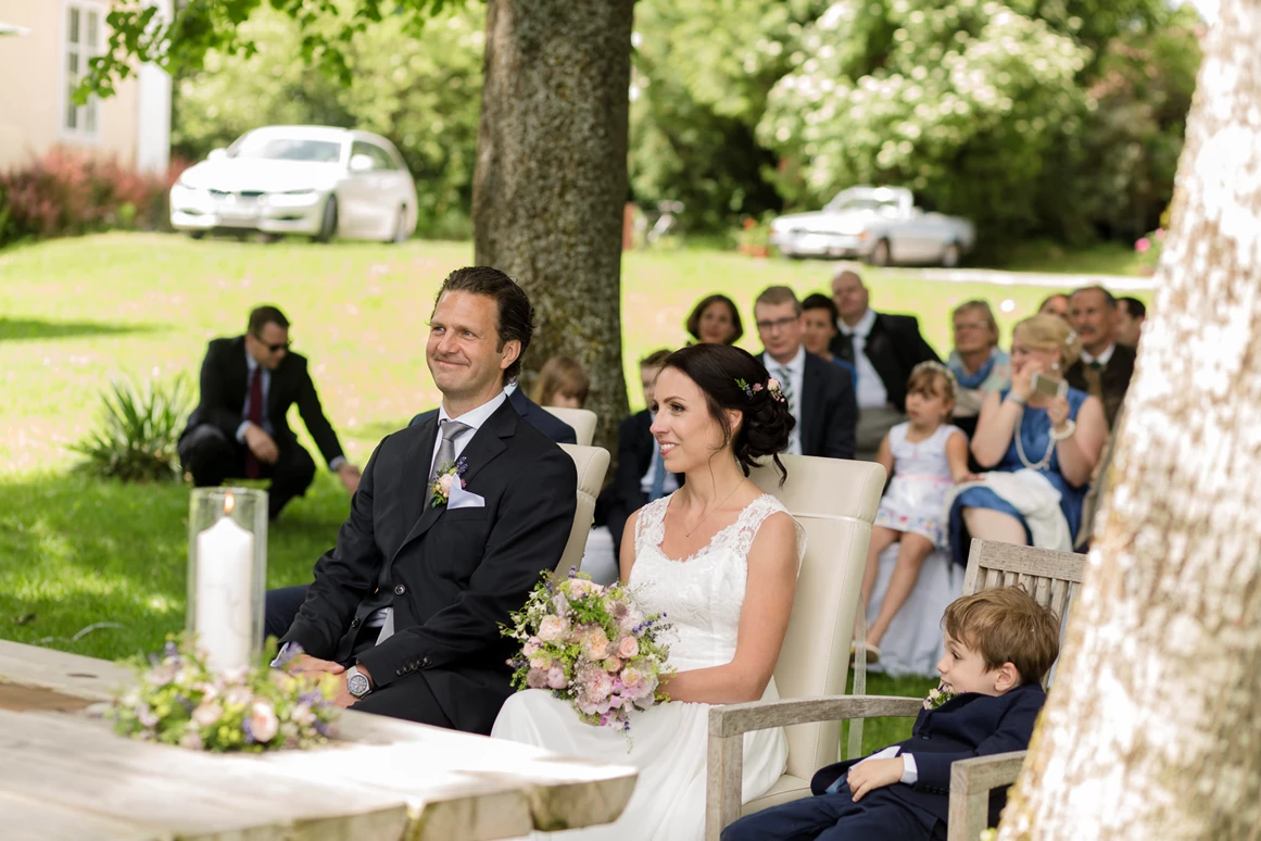 Hochzeitsfotograf: Hochzeit Attersee Grafengut - Veronika Phillipp