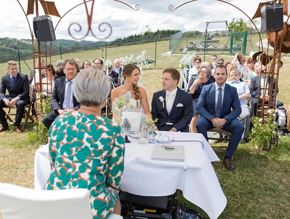 Hochzeitsfotograf: Hochzeit Hoamat Haibach ob der Donau - Veronika Phillipp