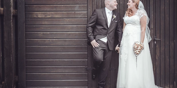 Hochzeitsfotos - Fotostudio - Naumburg (Burgenlandkreis) - Julia & Adrian, Oktober 2017 - Yvonne Lindenbauer Fotografie