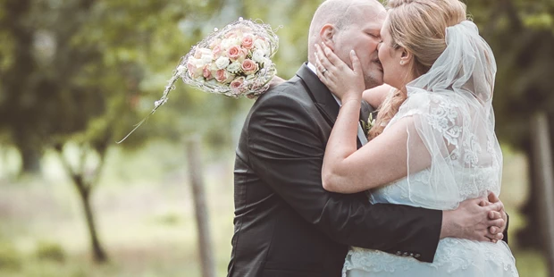 Hochzeitsfotos - Fotostudio - Naumburg (Burgenlandkreis) - Julia & Adrian, Oktober 2017 - Yvonne Lindenbauer Fotografie