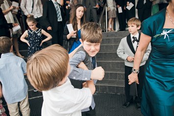 Hochzeitsfotograf: Kids being kids - Marek Valovic - stillandmotionpictures.com