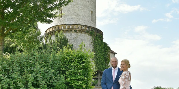 Hochzeitsfotos - Fotobox mit Zubehör - Wietze - Paarshooting in Bielefeld co Bork - diehochzeitsfotografin.de