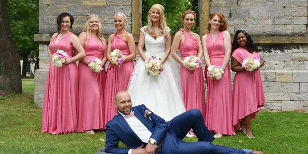 Hochzeitsfotos - Fotobox mit Zubehör - Wietze - Paarshooting in Bielefeld co Bork - diehochzeitsfotografin.de