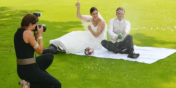 Hochzeitsfotos - Fotobox mit Zubehör - Wietze - Fotografin Lüneburg co Bork - diehochzeitsfotografin.de